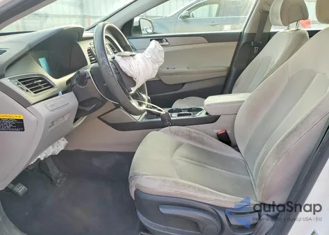 2017 Hyundai Sonata Base из США, поврежденный, VIN 5NPE24AF7HH492048